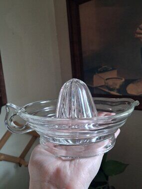 Glass juicer